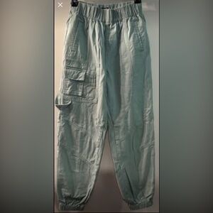Forever 21 Seafoam Green Cargo Joggers Size XS